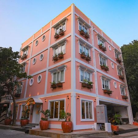 Hotel Aura By Woco Stays Pondicherry Exteriör bild